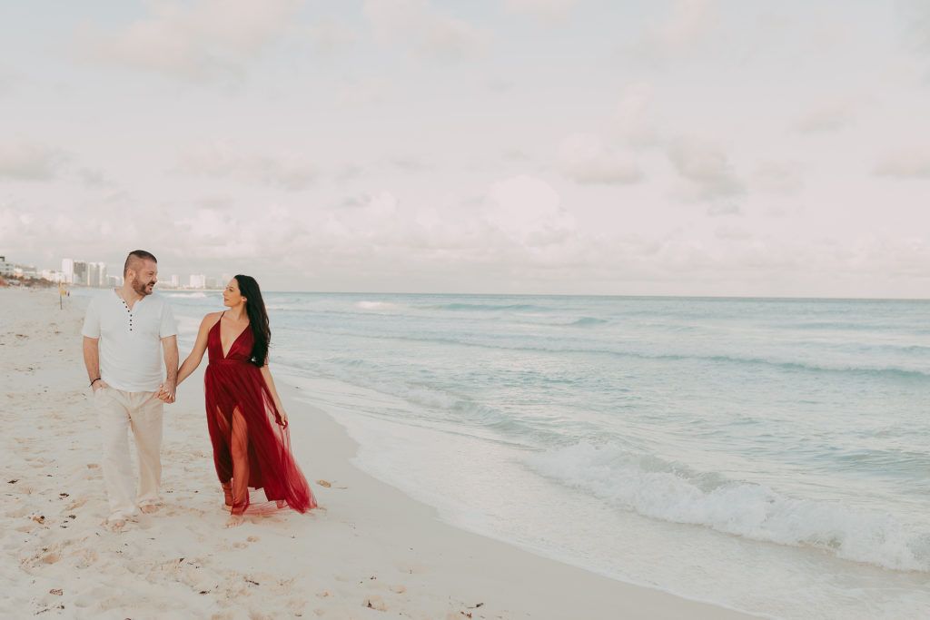 love, couple, beach, cancun, mexico, photography, claudia del rivero photography