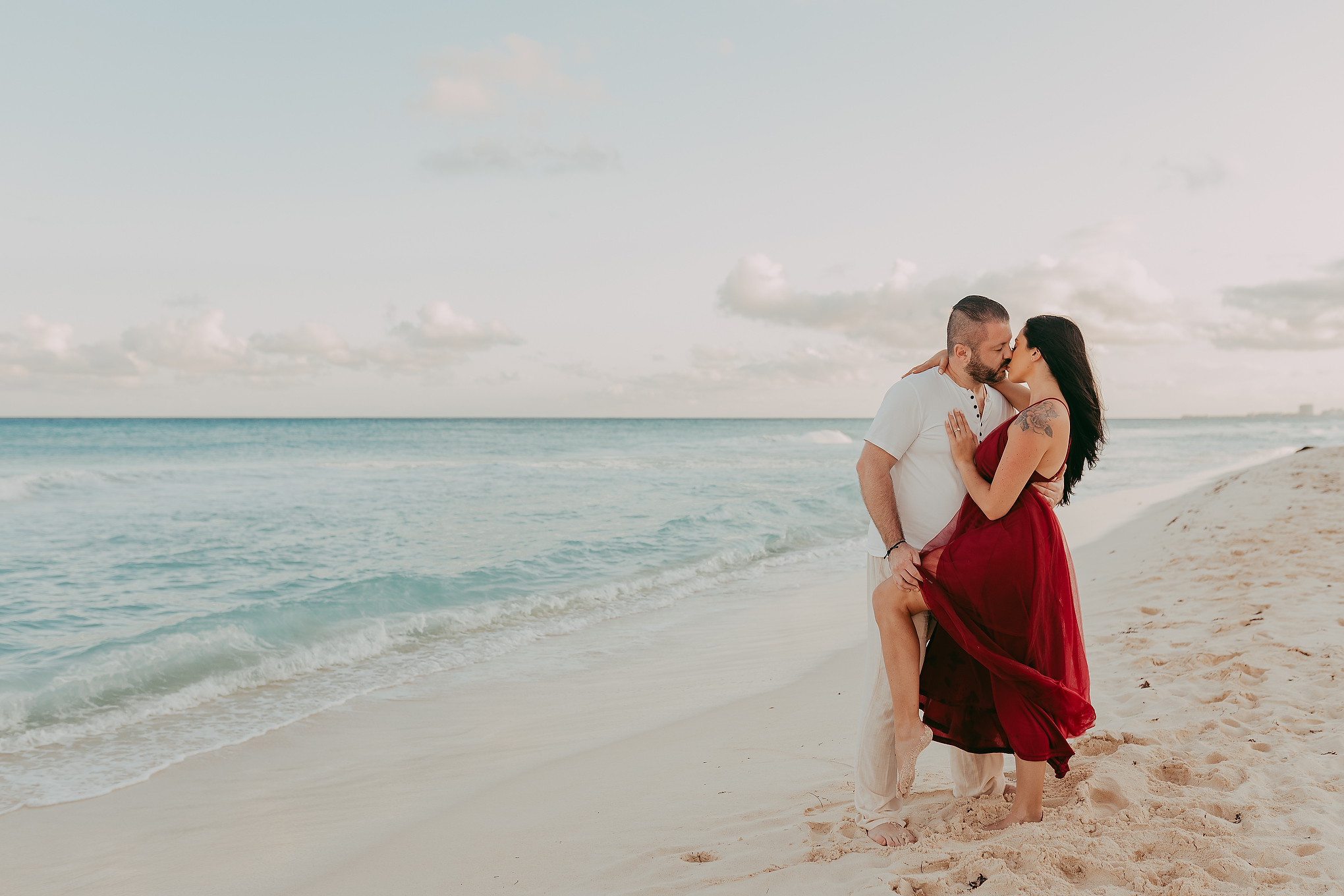 love, couple, beach, cancun, mexico, photography, claudia del rivero photography